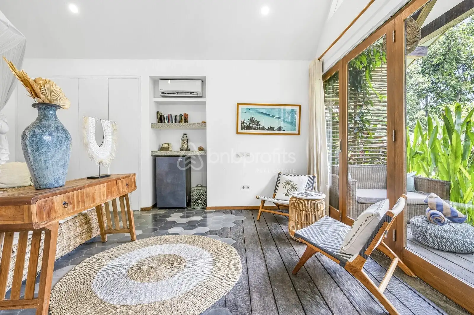 Villa 360m² in Indonesia, Canggu-Pererenan. Priced at 399000$ rent photo-14