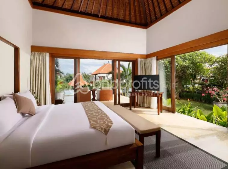 Villa 1474m² in Indonesia, Canggu-Berawa. Priced at 2370000$ rent photo-13
