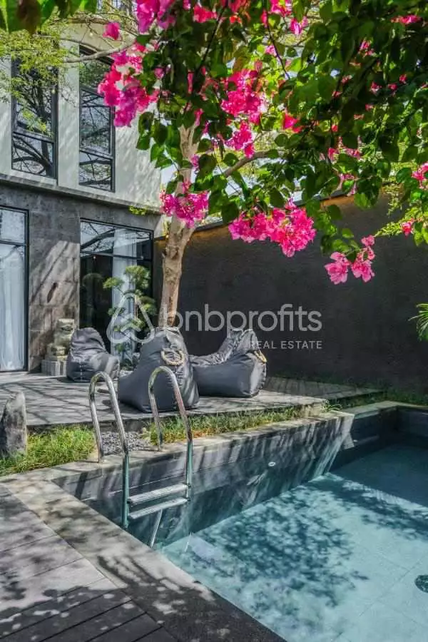 Villa 200m² in Indonesia, Bukit-Ungasan. Priced at 349990$ rent photo-20