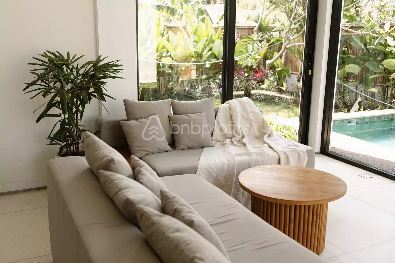 Villa 91m² in Indonesia, Bukit-Ungasan. Priced at 260000$ rent photo-6