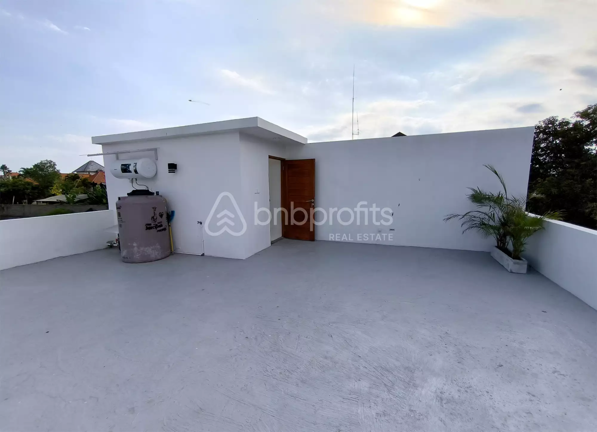 Villa 138m² in Indonesia, Canggu-TiyingTutul(North Canggu). Priced at 169000$ rent photo-13