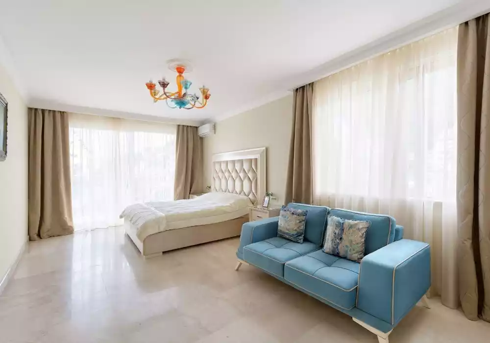 Flat 138m² in Montenegro, Budva. Priced at 1050000€ rent photo-7
