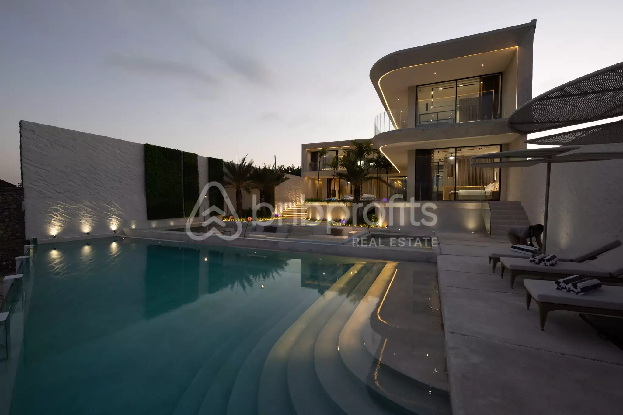 Villa 414m² in Indonesia, Bukit-Pecatu. Priced at 1800000$ rent photo-17