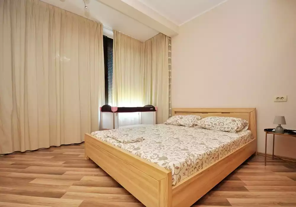 Villa 375m² in Montenegro, Dobrota. Priced at 290000€ rent photo-25