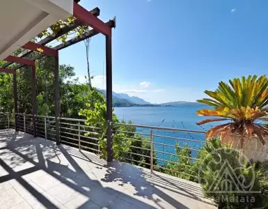 Купить villa в Montenegro 290000€