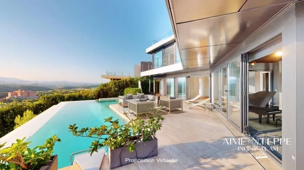 Villa 358m² in Spain, Girona. Priced at 1870000€ rent photo-1