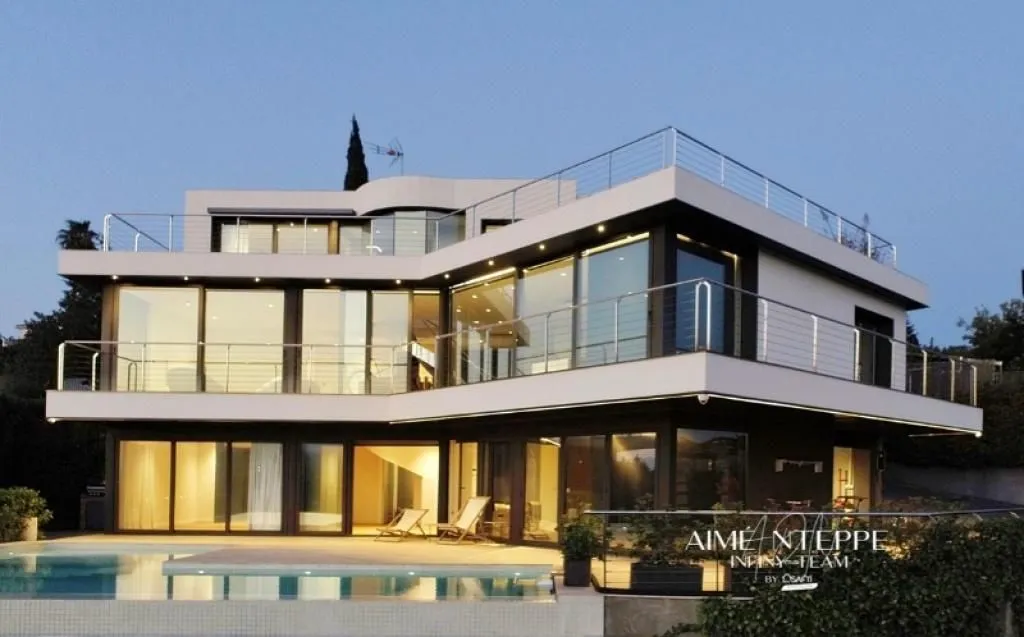 Villa 358m² in Spain, Girona. Priced at 1870000€ rent photo-2