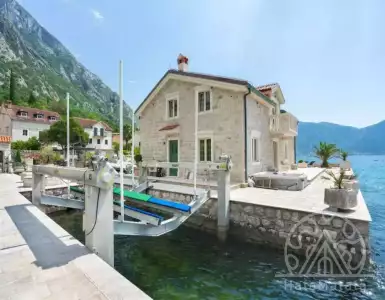 Купить виллу в Черногории 2300000€