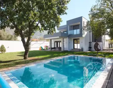 Купить villa в Montenegro 1000000€