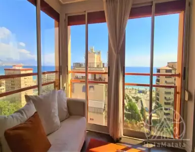 Buy in Spain for 380000€