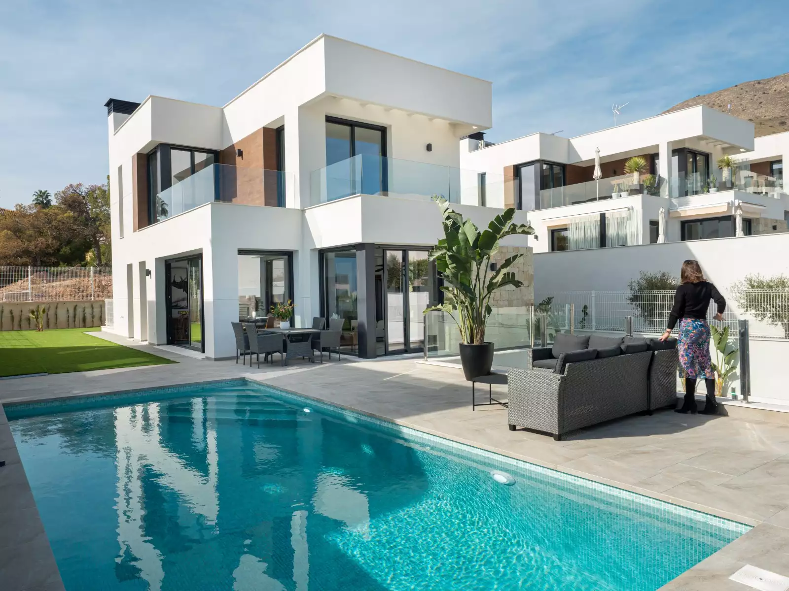 Villa 334m² in Spain, Benidorm. Priced at 820000€ rent photo-1