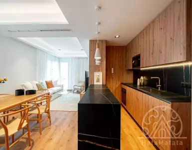 Buy in Spain for 900000€