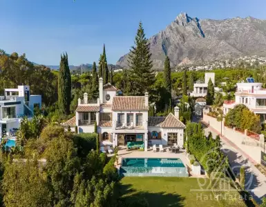 Арендовать villa в Spain 8800€