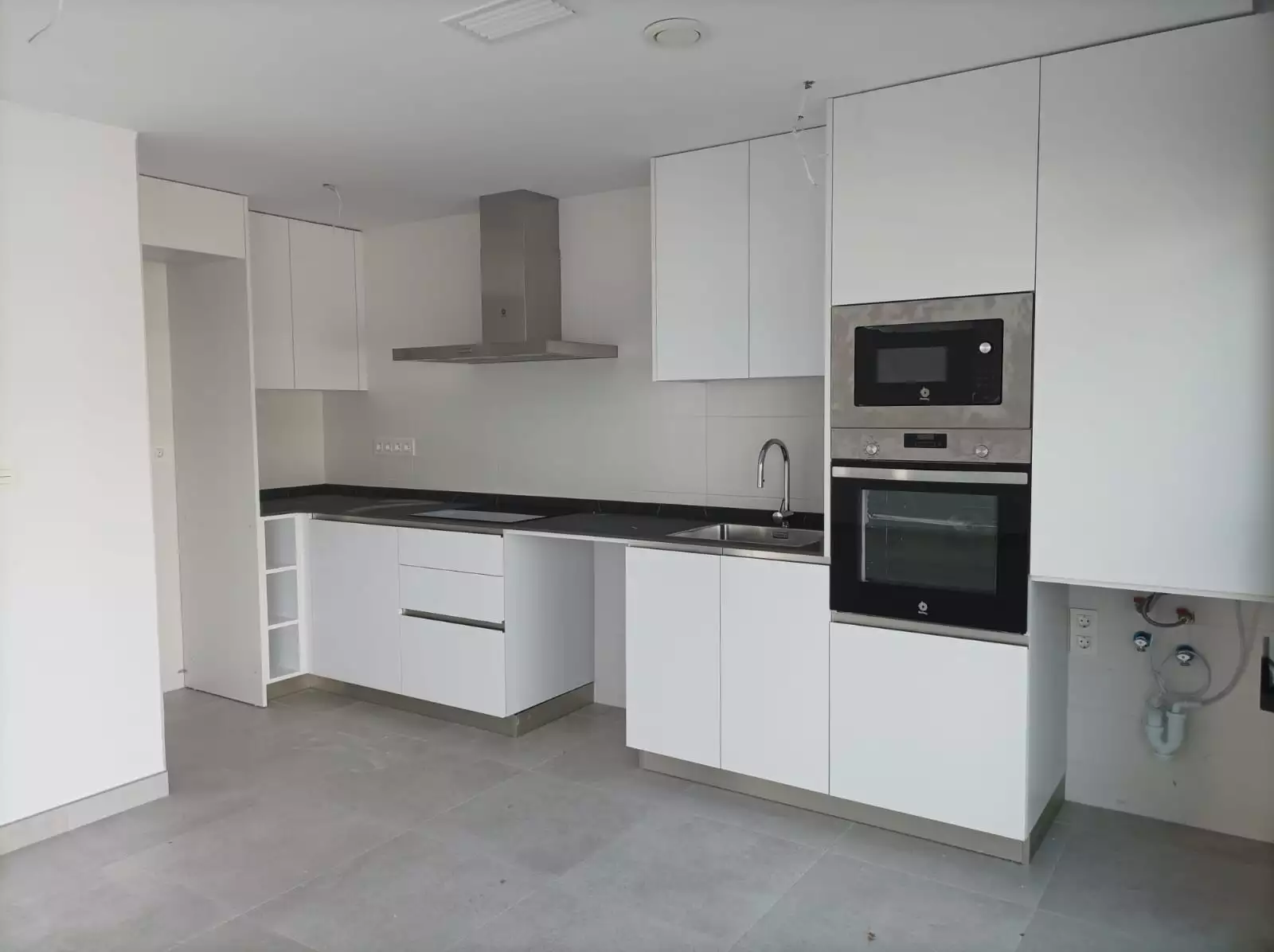 Villa 254m² in Spain, Arenales del Sol. Priced at 694000€ rent photo-3
