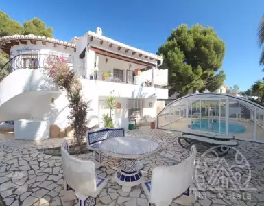 Buy in Spain for 369000€