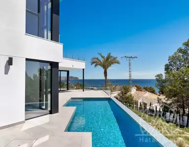 Buy in Spain for 2200000€