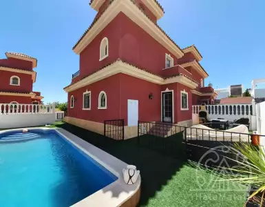 Buy in Spain for 229000€