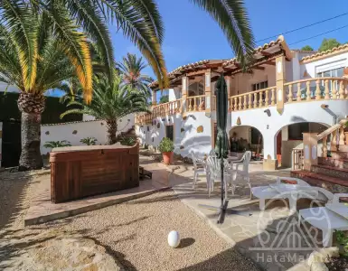 Buy in Spain for 325000€