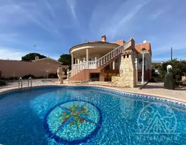 Купить villa в Spain 330000€