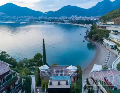 Buy in Montenegro for 2950000€