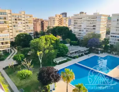 Buy in Spain for 256000€