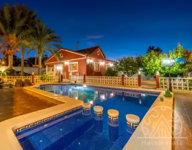 Buy in Spain for 428000€