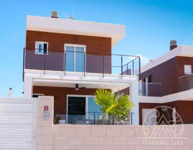 Buy in Spain for 576000€
