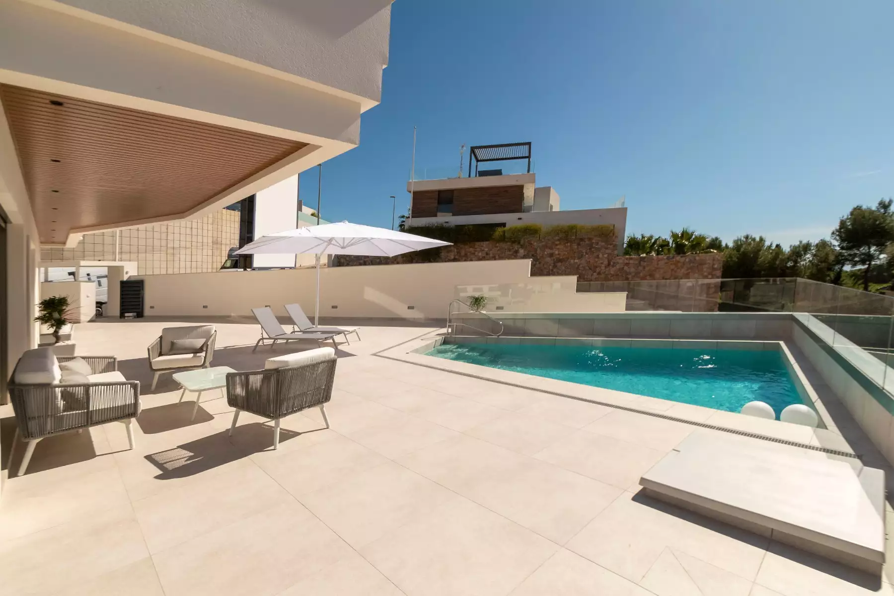 Villa 336m² in Spain, Deesa de Campoamor. Priced at 1430000€ rent photo-8