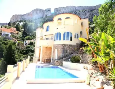 Buy in Spain for 495000€