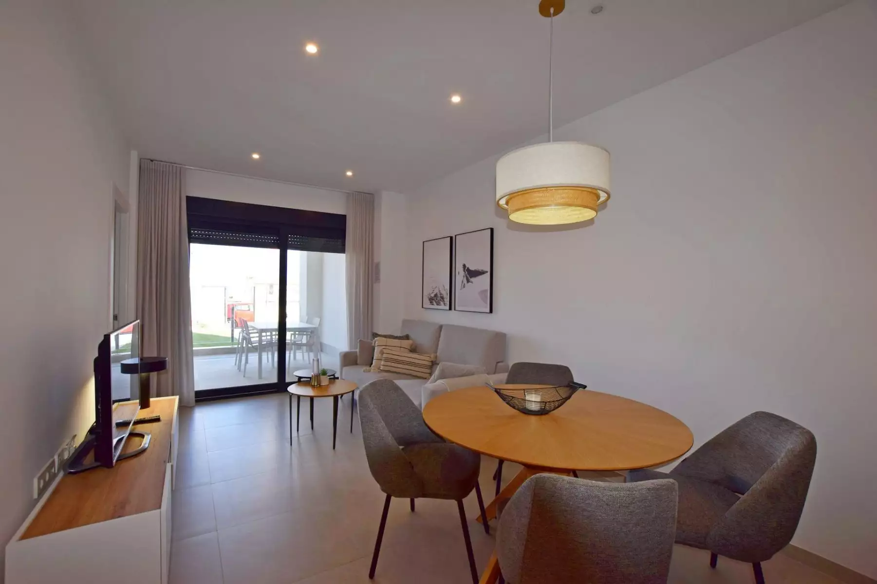 Flat 61m² in Spain, Torrevieja. Priced at 245000€ rent photo-4