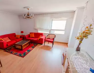 Buy in Spain for 239000€