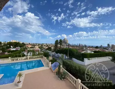 Buy in Spain for 450000€