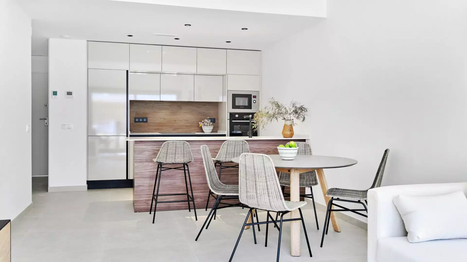 Flat 155m² in Spain, Torrevieja. Priced at 395000€ rent photo-7
