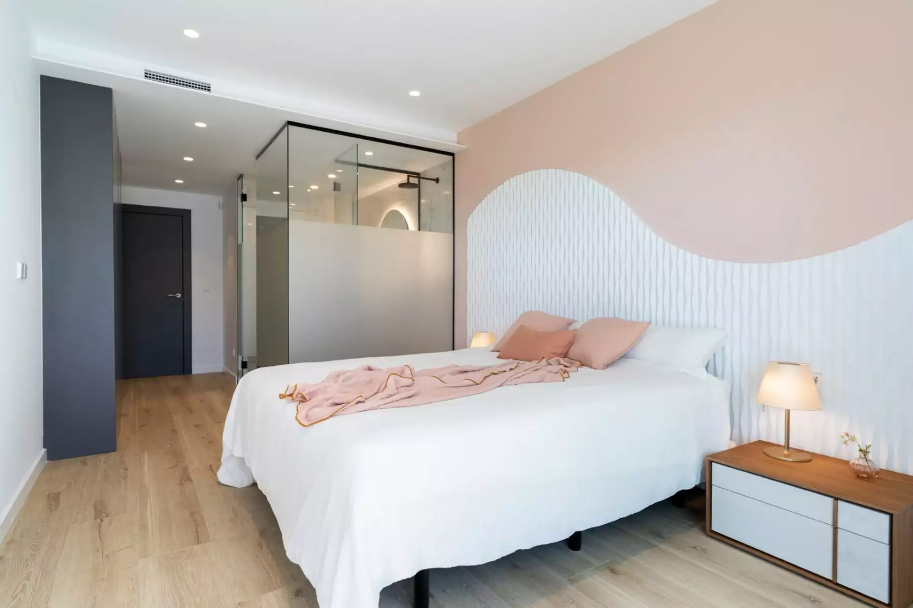 Flat 205m² in Spain, Benitachell. Priced at 377000€ rent photo-4
