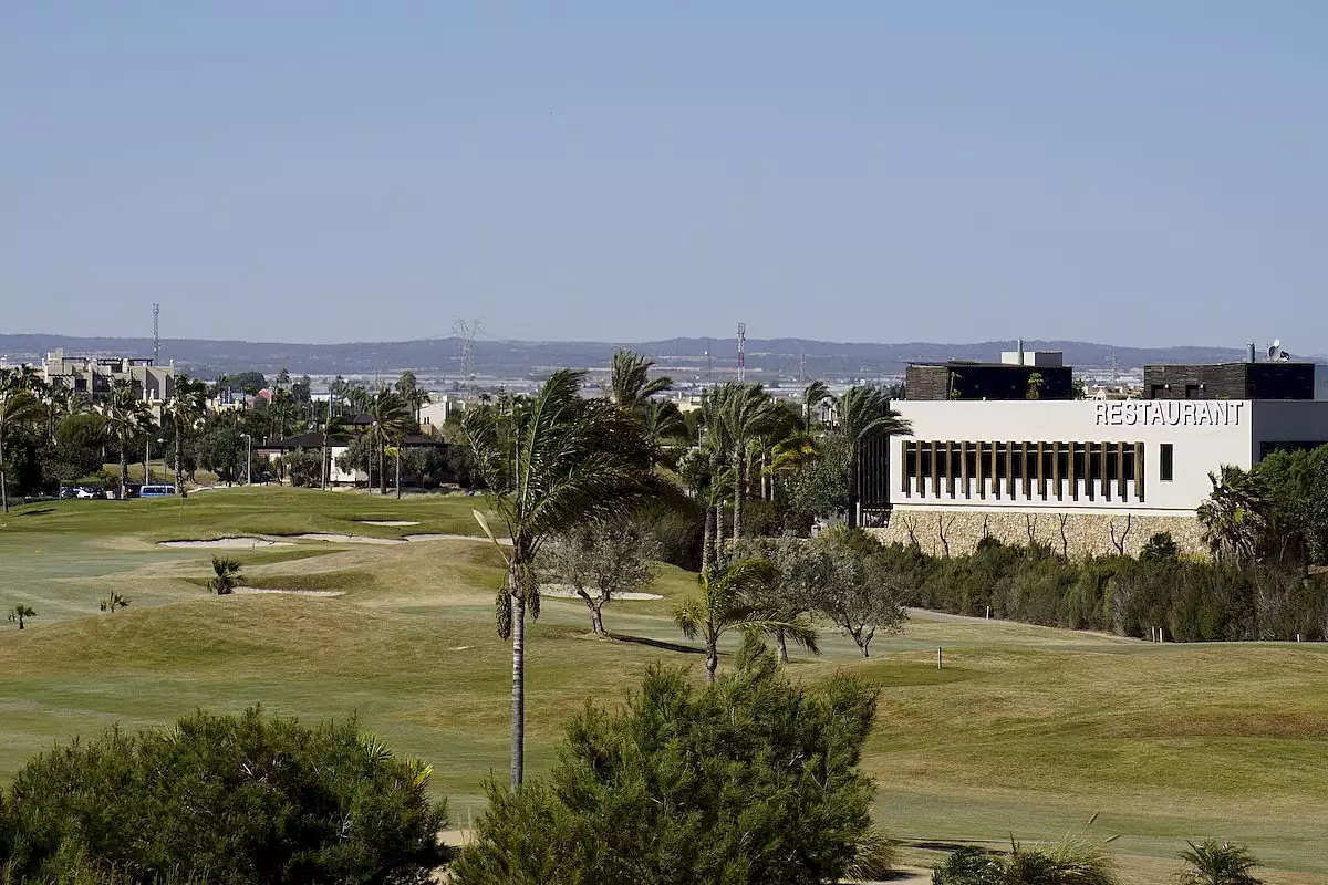 Villa 133m² in Spain, San Javier. Priced at 385000€ rent photo-7
