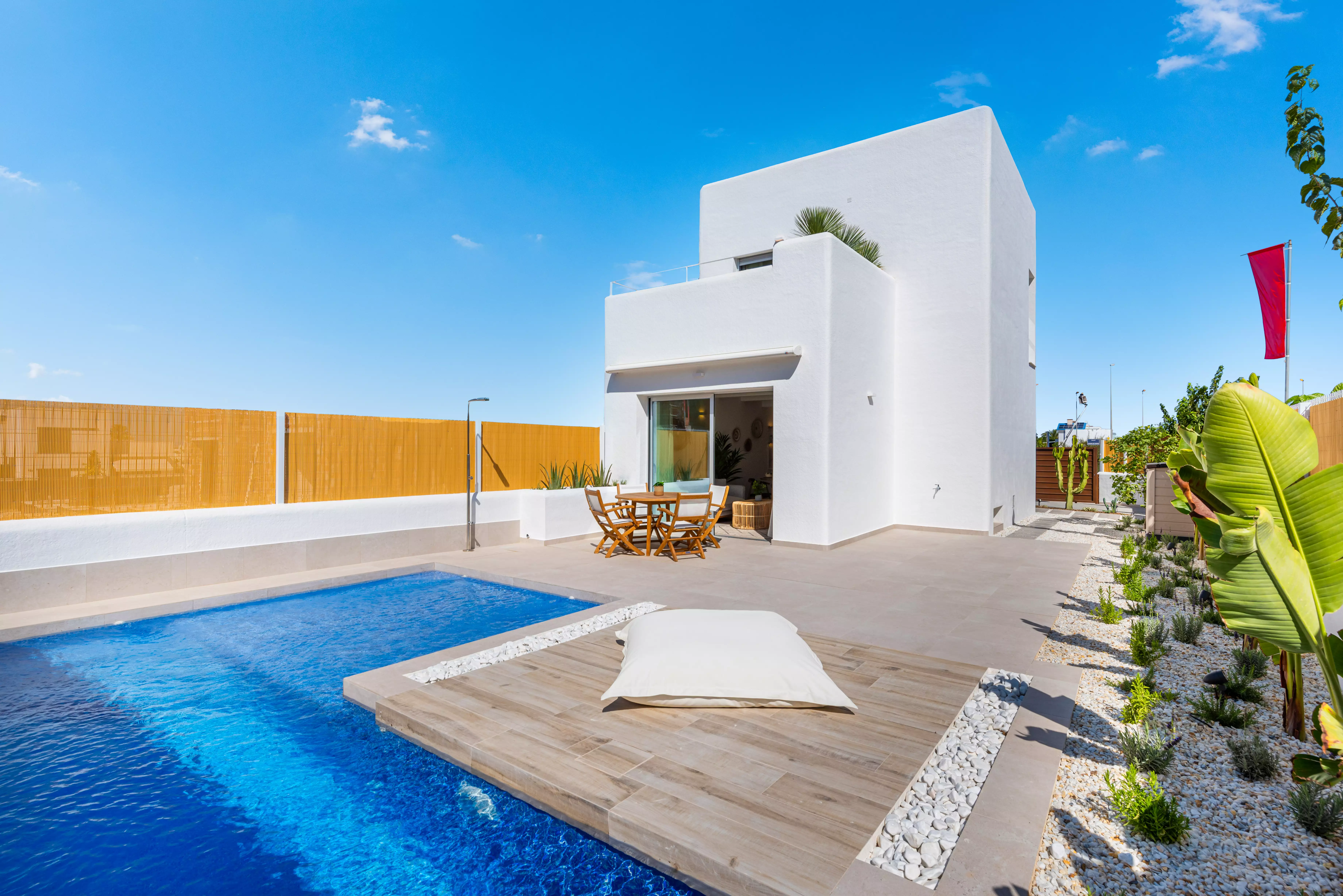 Villa 122m² in Spain, San Fulgencio. Priced at 329900€ rent photo-2