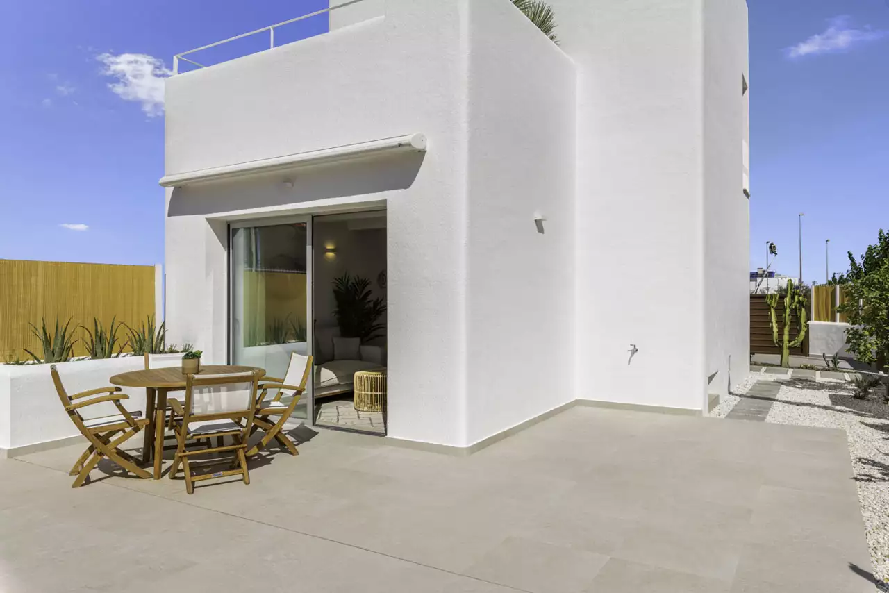 Villa 122m² in Spain, San Fulgencio. Priced at 329900€ rent photo-4