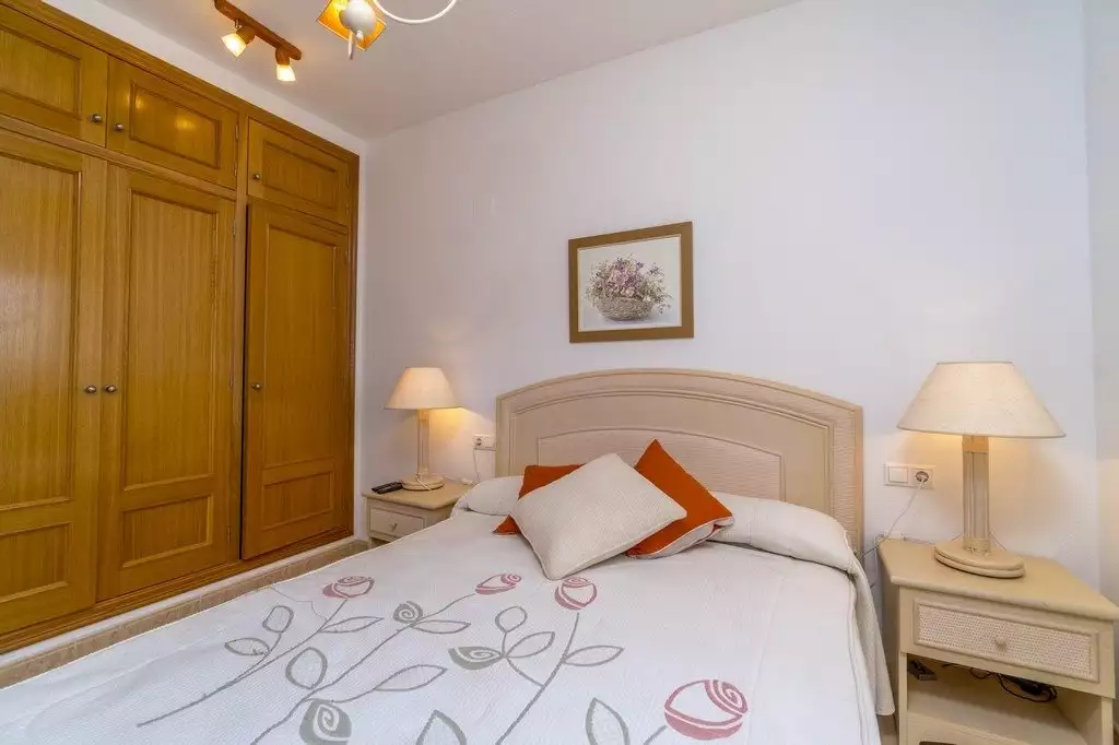 Flat 70m² in Spain, Orihuela Costa. Priced at 235000€ rent photo-8
