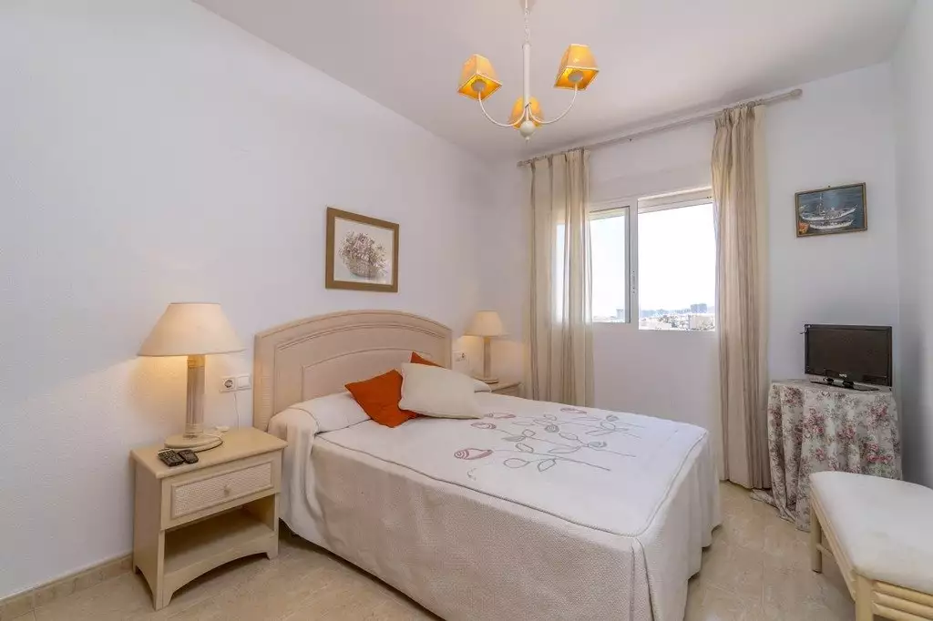 Flat 70m² in Spain, Orihuela Costa. Priced at 235000€ rent photo-9
