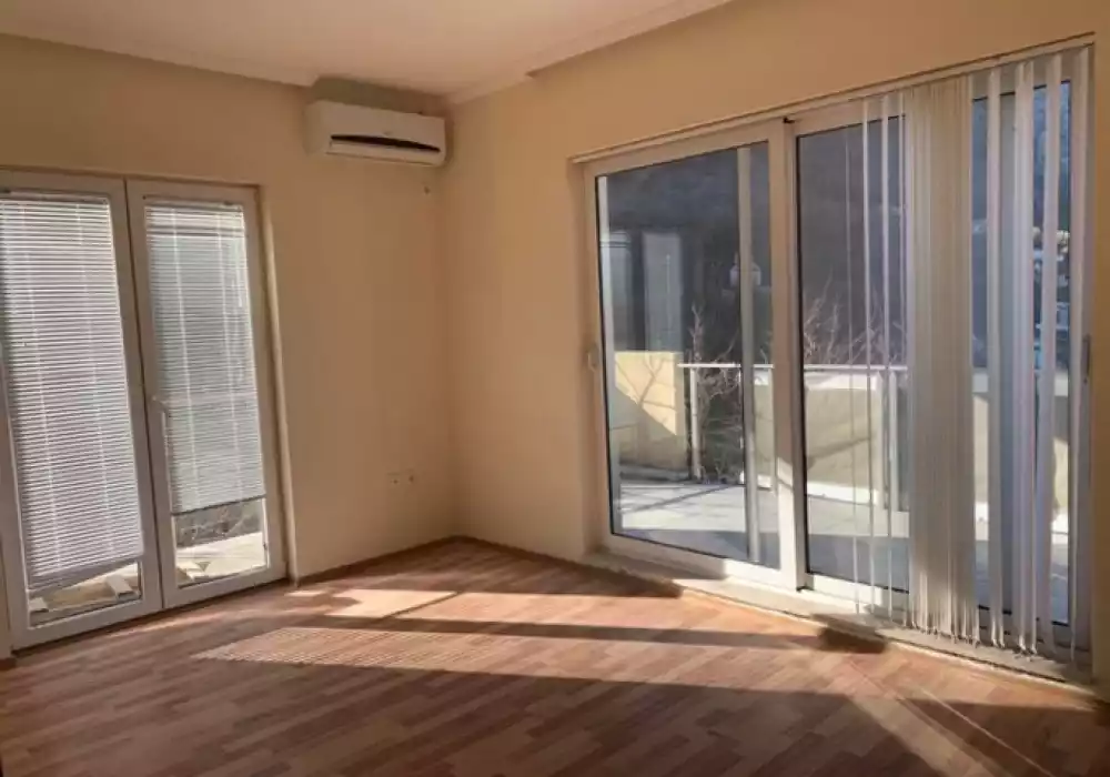House 170m² in Montenegro, Kotor. Priced at 310000€ rent photo-2