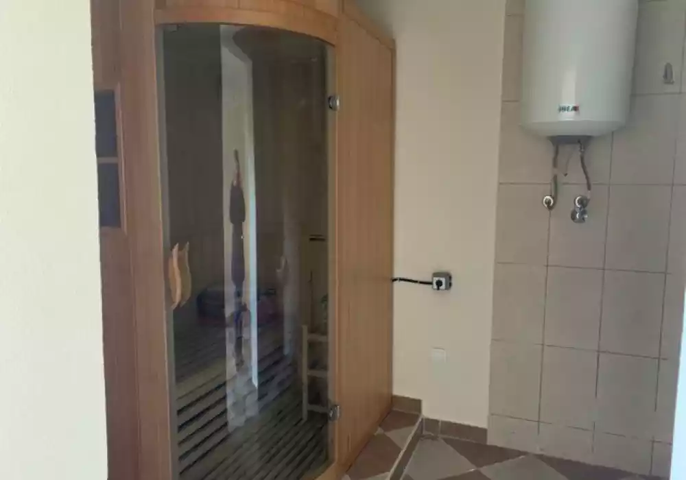 House 170m² in Montenegro, Kotor. Priced at 310000€ rent photo-11