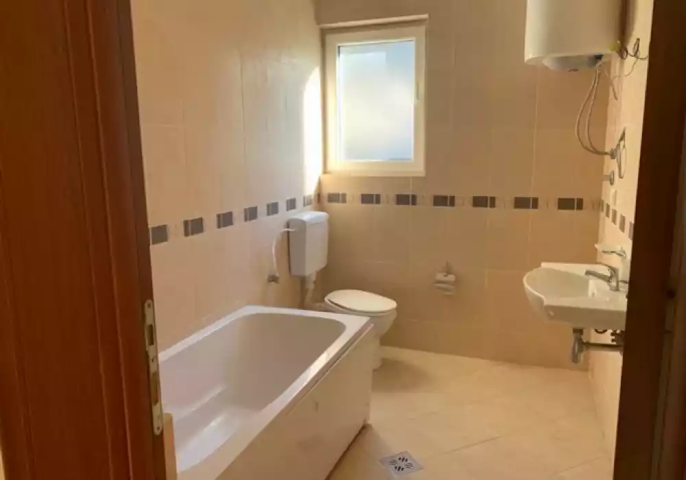 House 170m² in Montenegro, Kotor. Priced at 310000€ rent photo-24