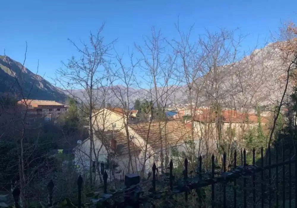 House 170m² in Montenegro, Kotor. Priced at 310000€ rent photo-32