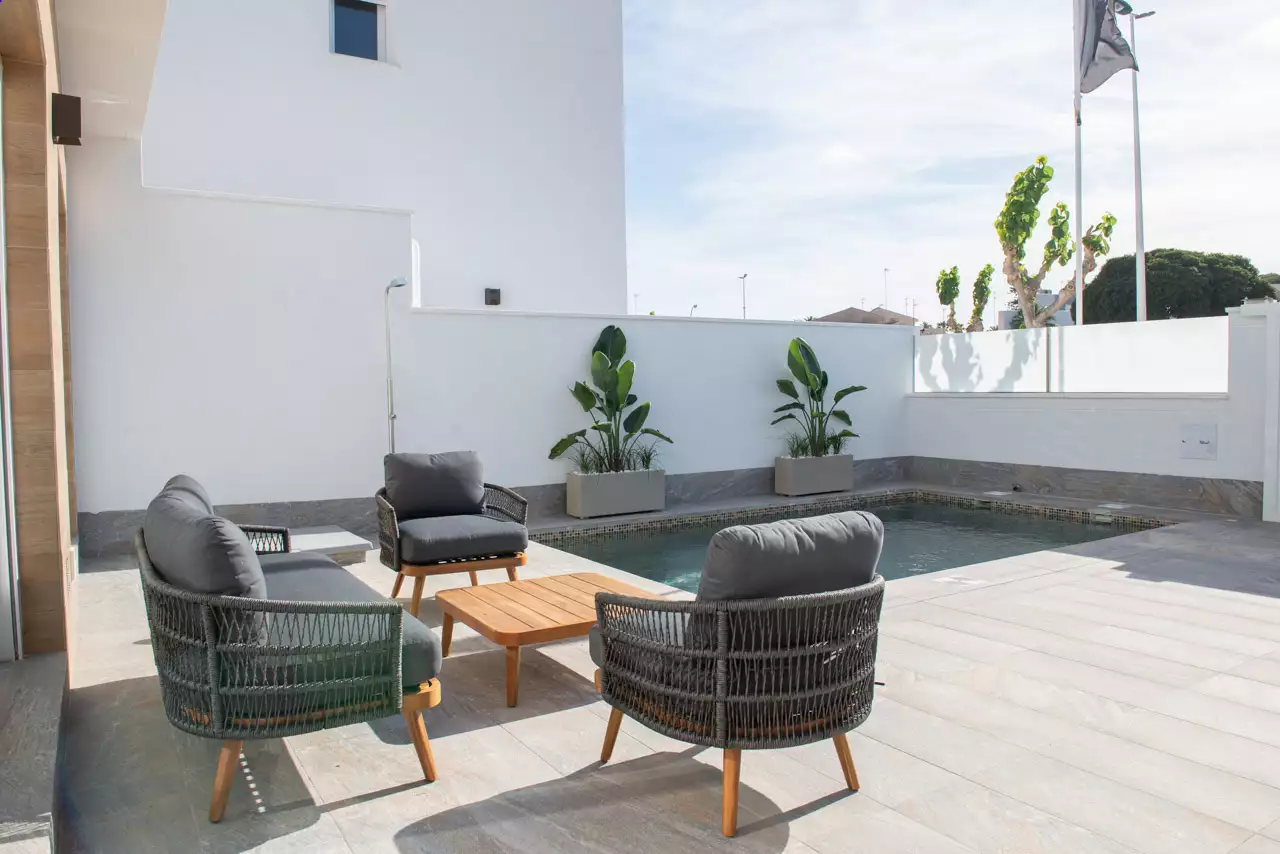 Villa 111m² in Spain, San Pedro del Pinatar. Priced at 339000€ rent photo-4
