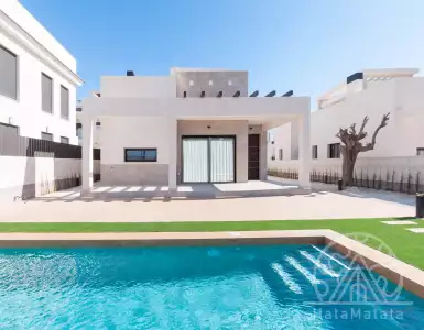 Buy in Spain for 597000€