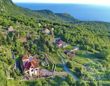Купить виллу в Черногории 1850000€