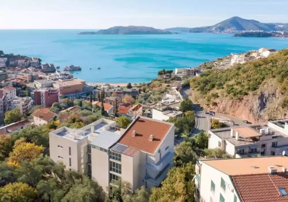 Flat 136m² in Montenegro, Przno. Priced at 224400€ rent photo-1