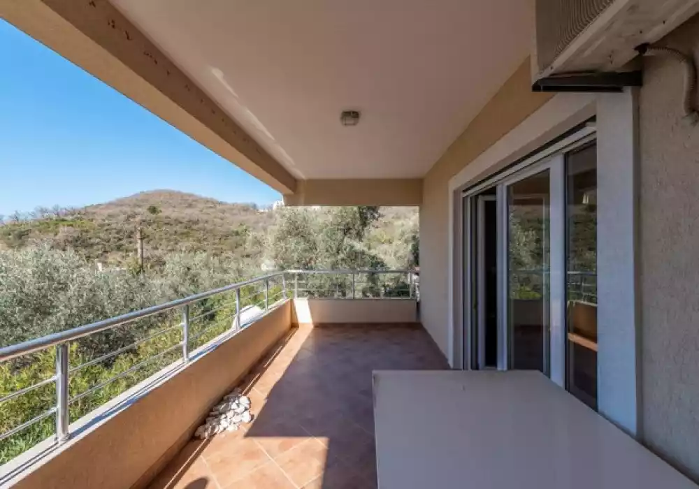Flat 136m² in Montenegro, Przno. Priced at 224400€ rent photo-2