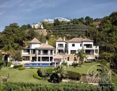 Арендовать villa в Spain 35000€