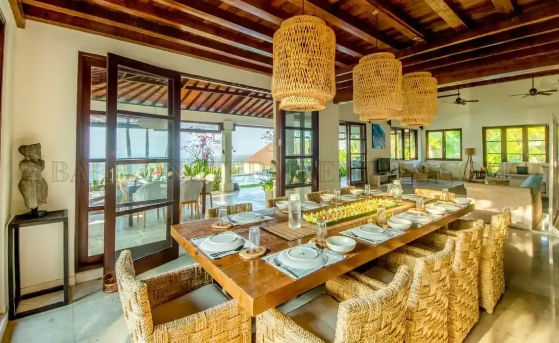 Villa 2000m² in Indonesia, Bukit-Uluwatu. Priced at 5167$ rent photo-15